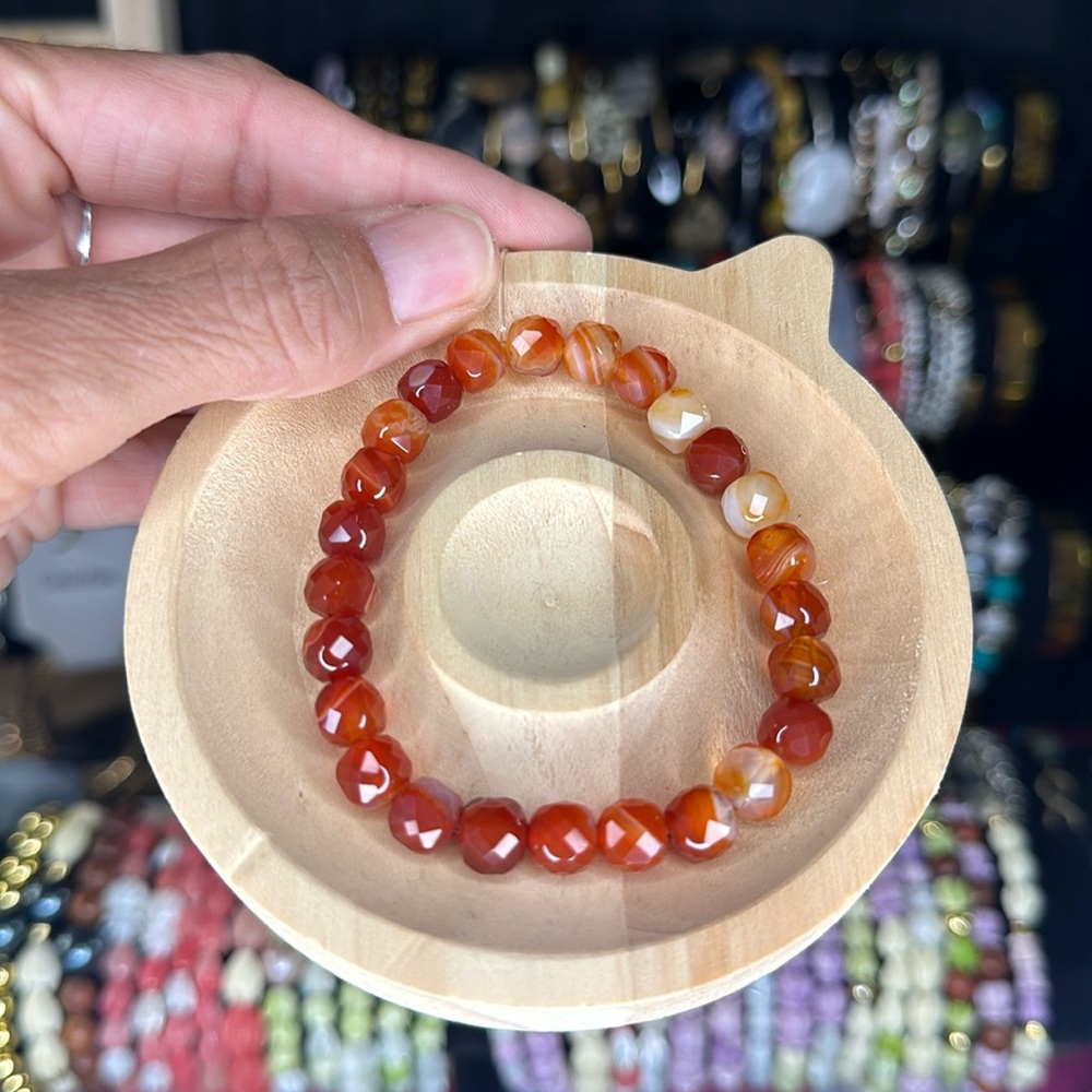 B8. Fine Red Agate Faceted 7-8mm Bracelet Made On Maui